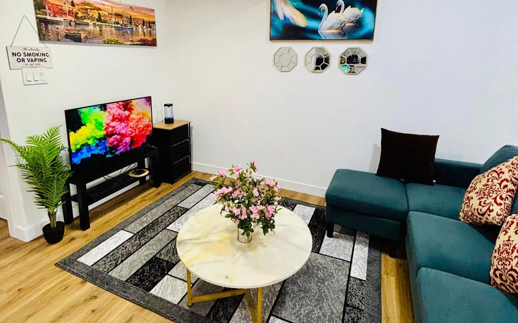 Charming Stay & Cozy Retreat By Bansari Homes In Edmonton- Yeg 0*, Edmonton Canada