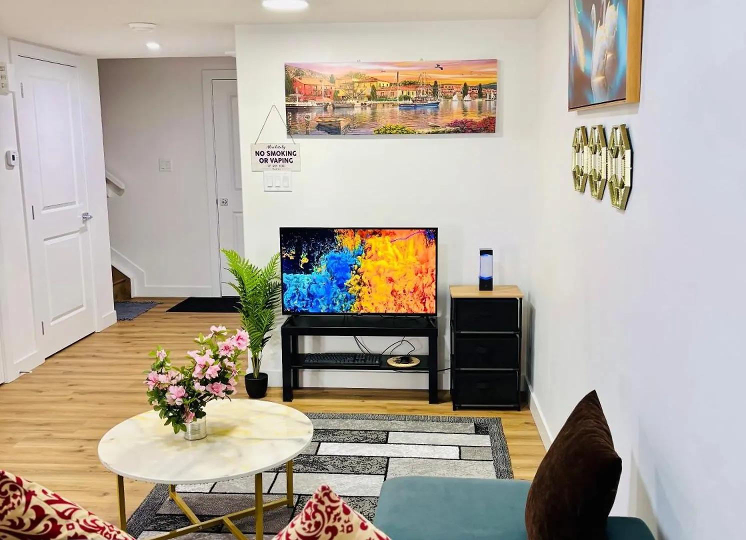 Apartment Charming Stay & Cozy Retreat By Bansari Homes In Edmonton- Yeg